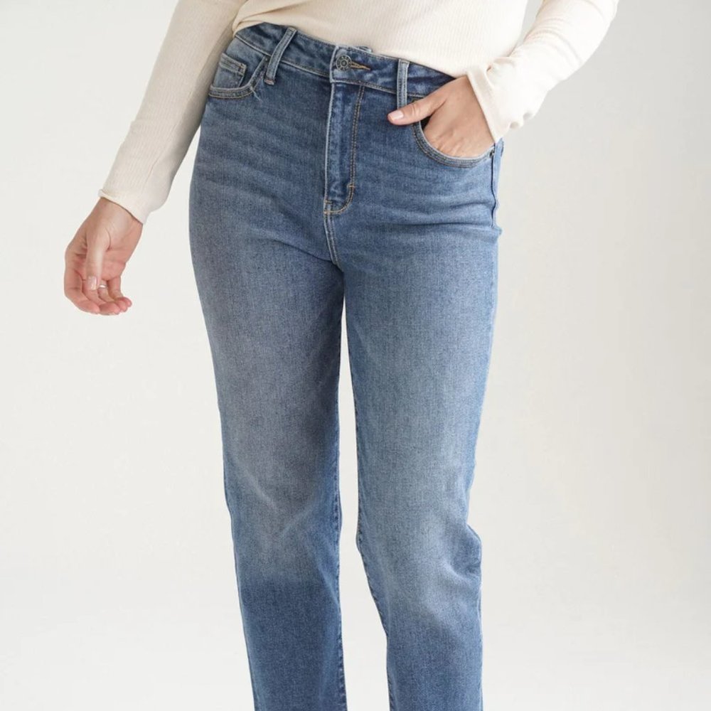 CJLA Chrissy Jeans, Medium Wash - Size 11